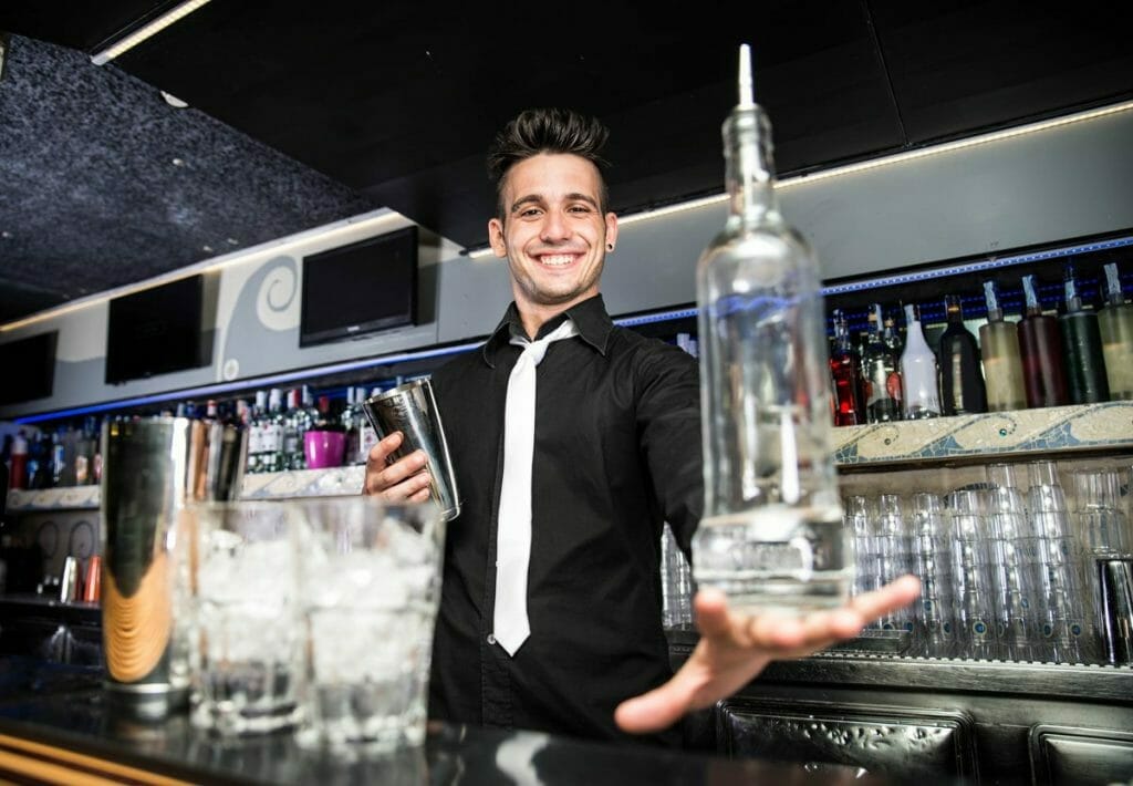 Get A Bartender Job 1 prepared and educated bartenders get a bartending job jobs